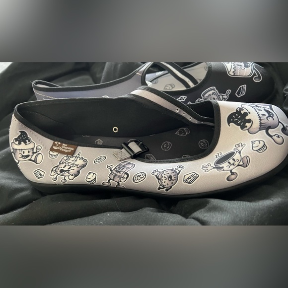 Hot Chocolate Design’s Chocolatica Mary Janes style: Cartoon - Picture 3 of 13